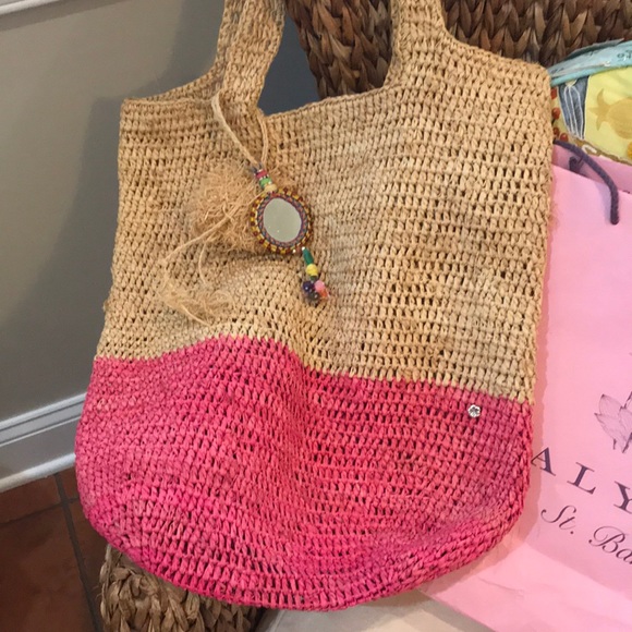 Natural woven beach bag by Flora Bella for Calypso - Picture 2 of 5